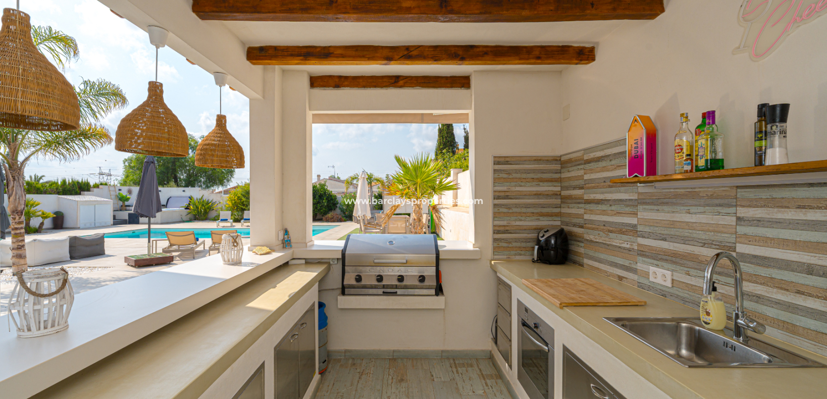 Revente - Maison Individuelle - Urb. La Marina