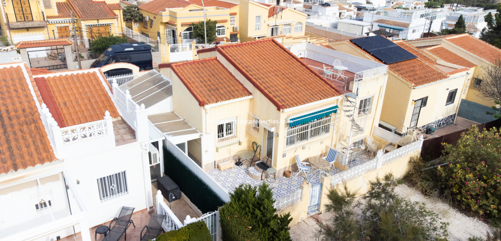 Revente - Maison Individuelle - Urb. La Marina