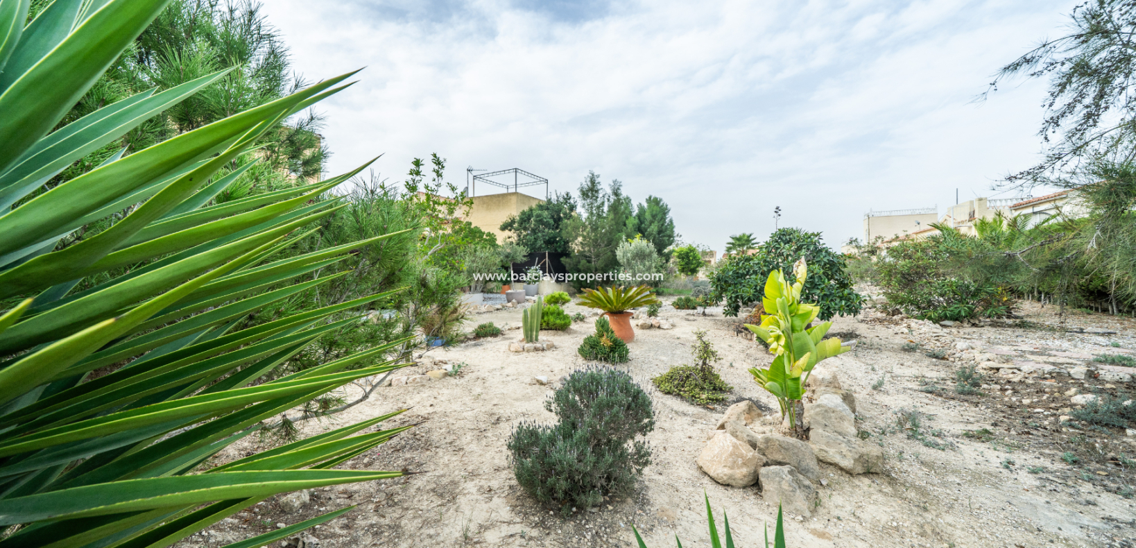 Revente - Maison Individuelle - Urb. La Marina