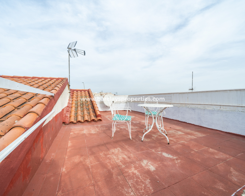 Revente - Maison Individuelle - Urb. La Marina