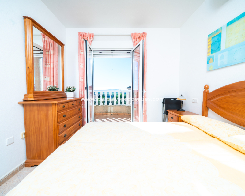 Revente - Maison Individuelle - Urb. La Marina