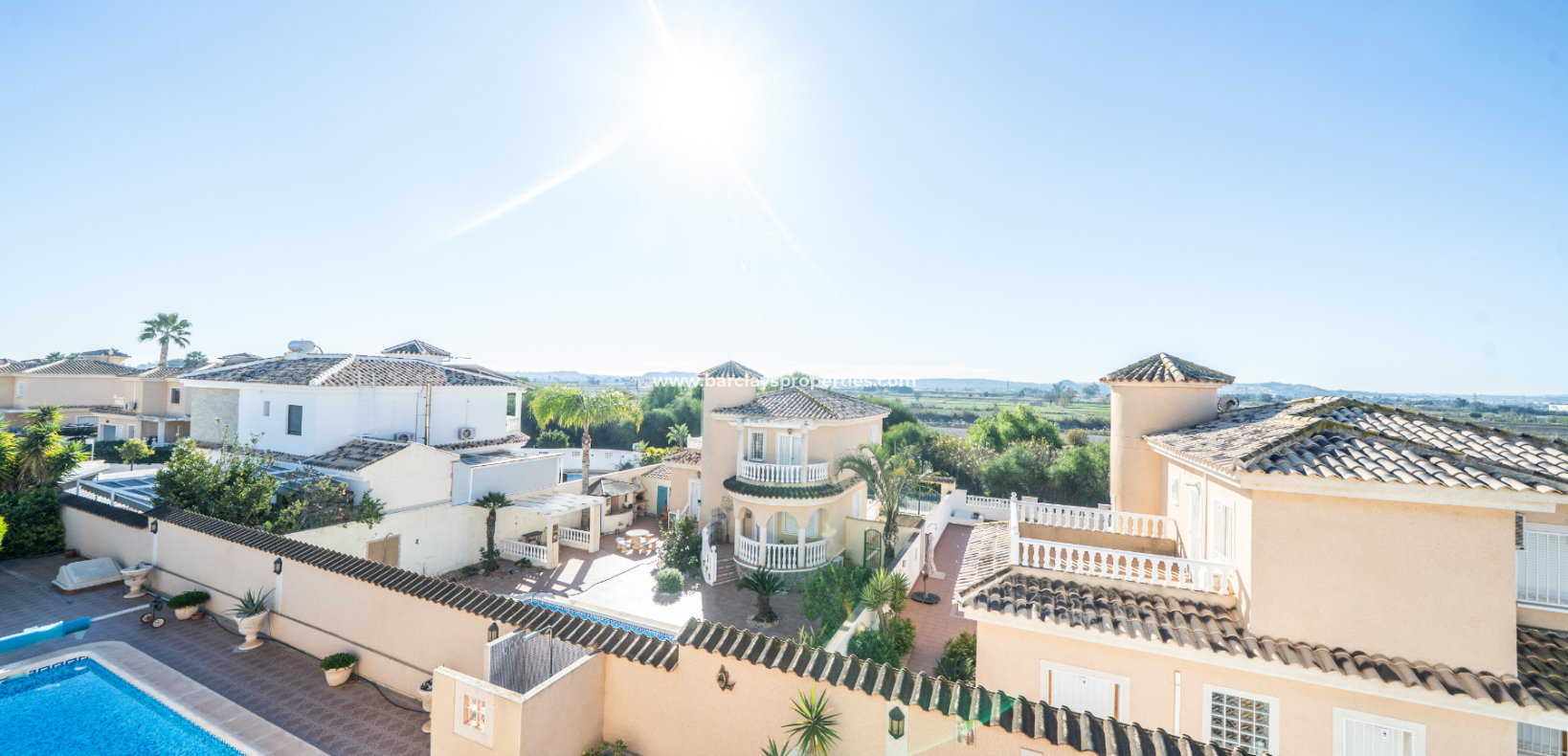 Revente - Maison Individuelle - Urb. La Marina