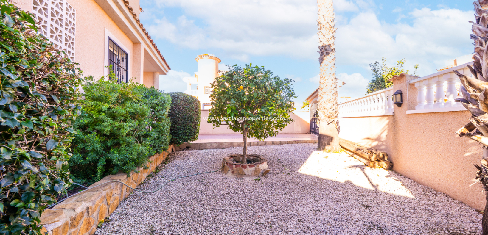 Revente - Maison Individuelle - Urb. La Marina