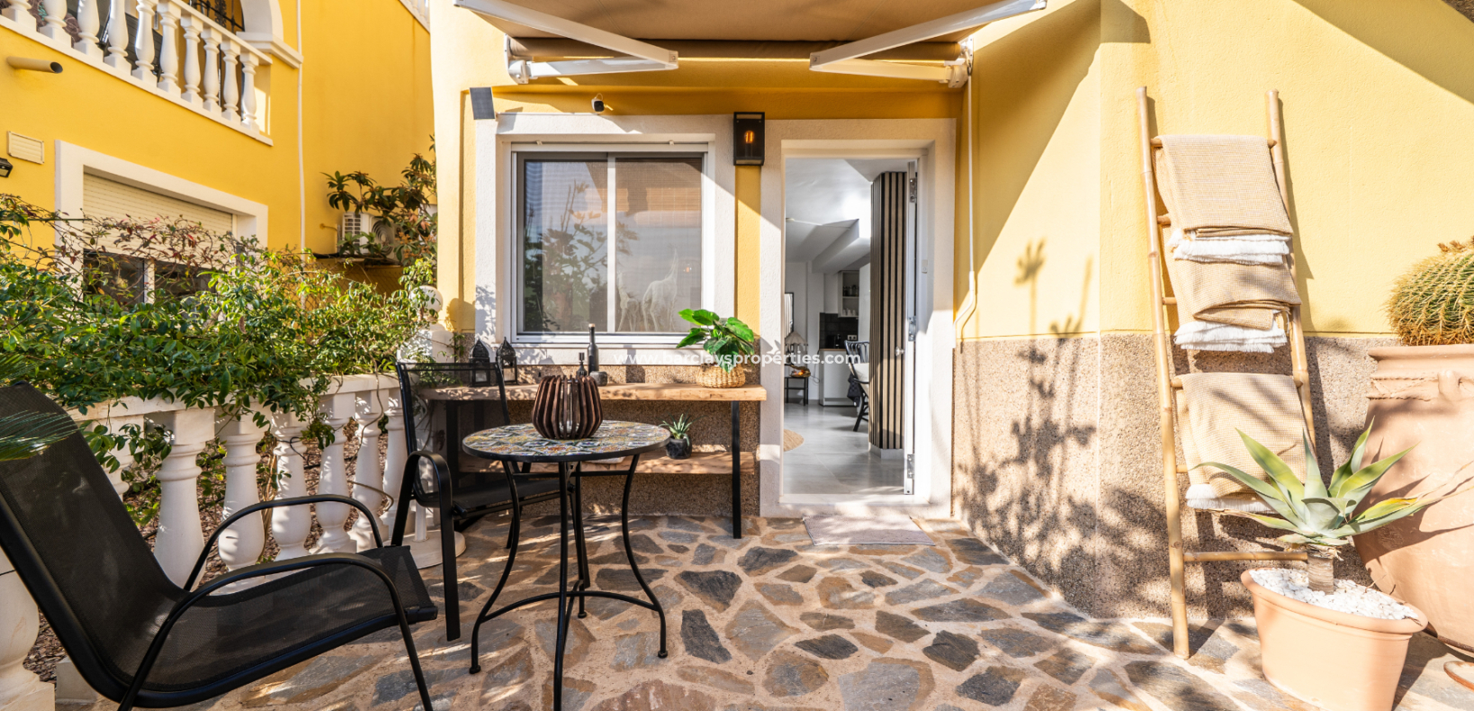 Revente - Maison Individuelle - Urb. La Marina