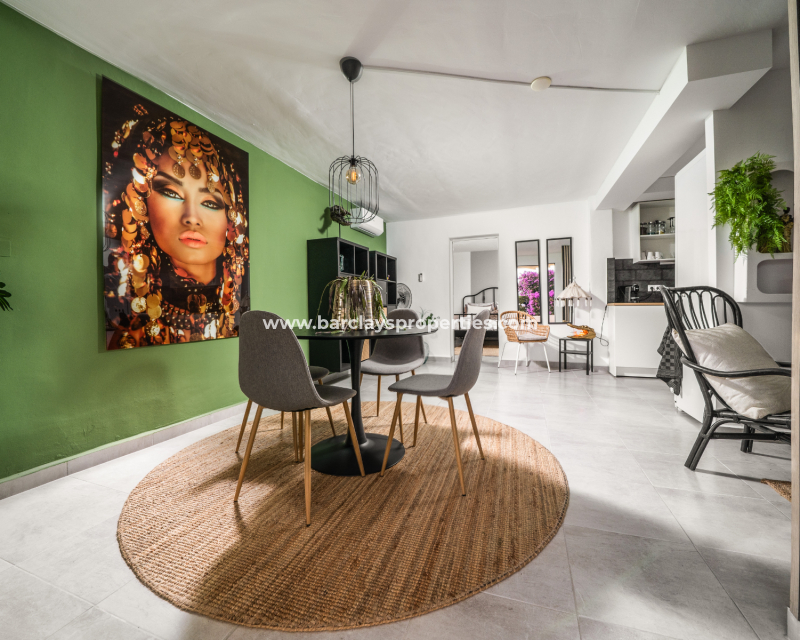 Revente - Maison Individuelle - Urb. La Marina