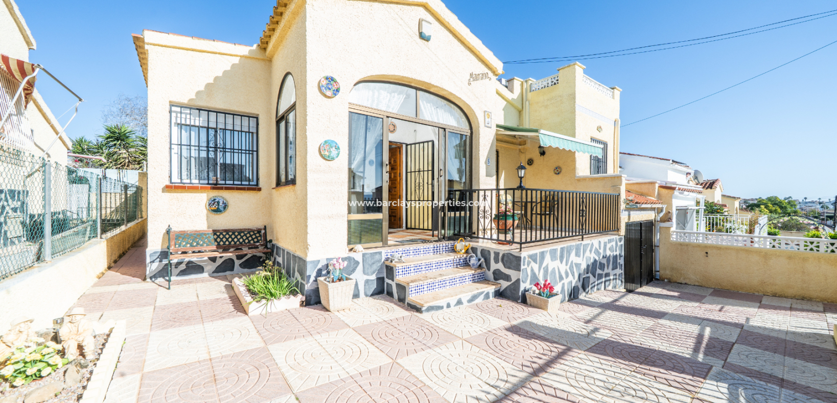 Revente - Maison Individuelle - Urb. La Marina