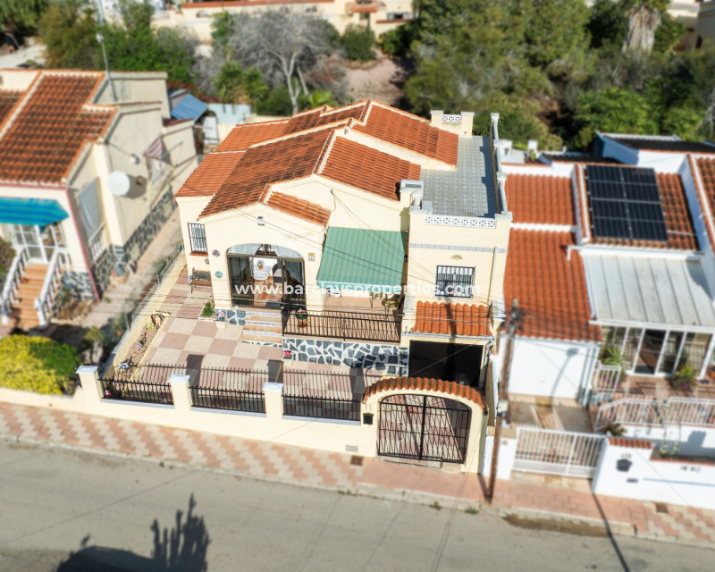 Revente - Maison Individuelle - Urb. La Marina