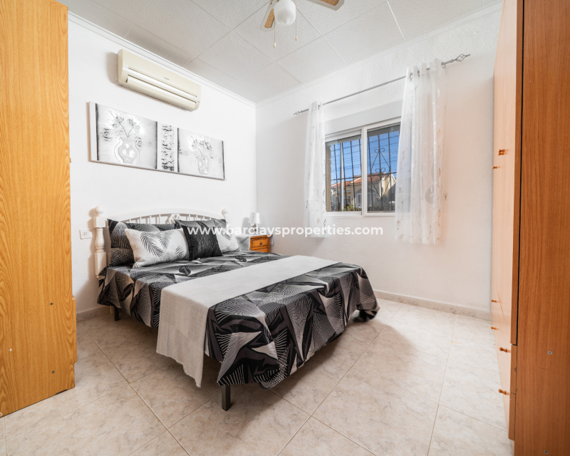 Revente - Maison Individuelle - Urb. La Marina