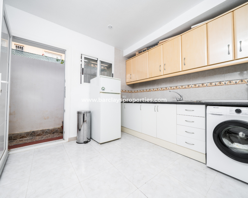 Revente - Maison Individuelle - Urb. La Marina