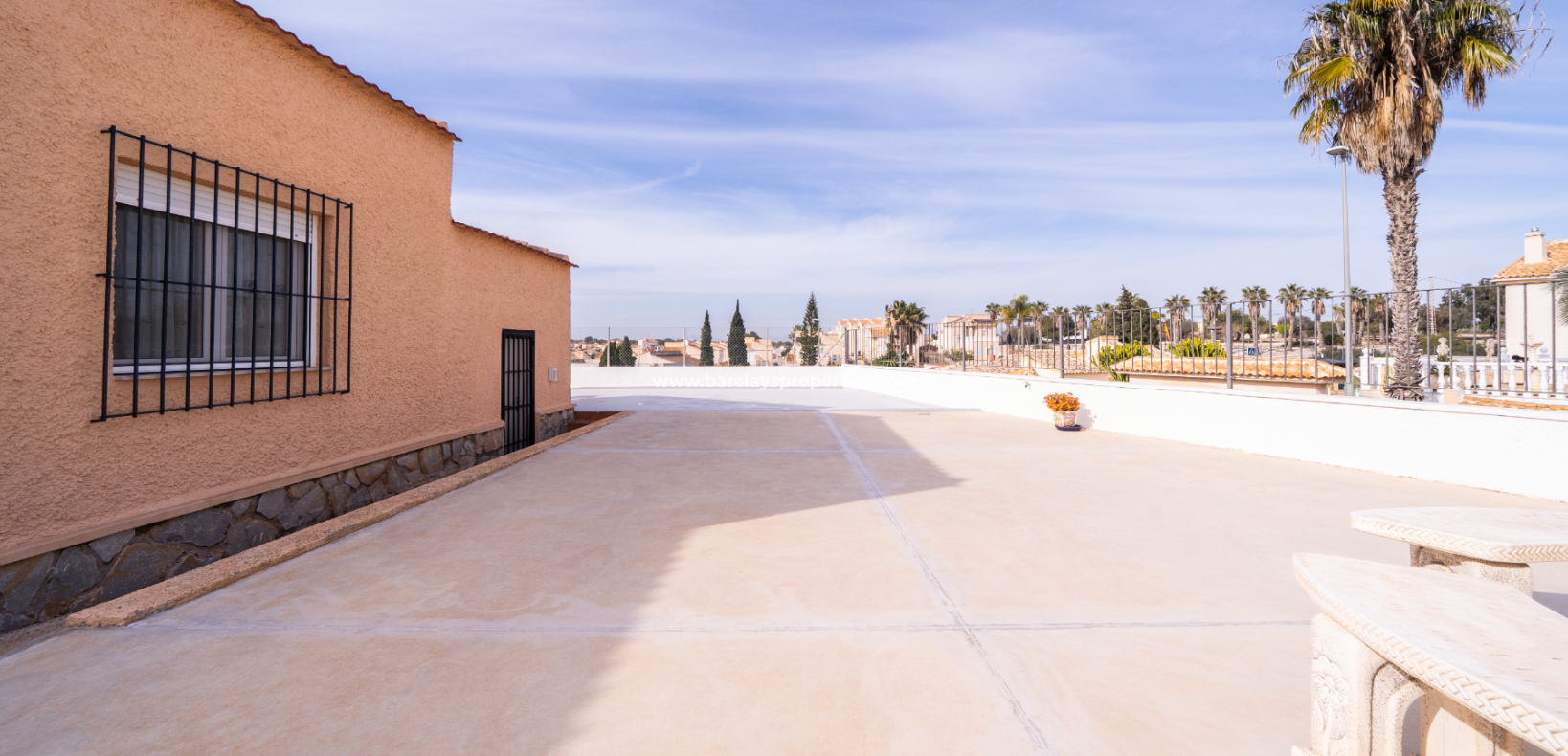 Revente - Maison Individuelle - Urb. La Marina