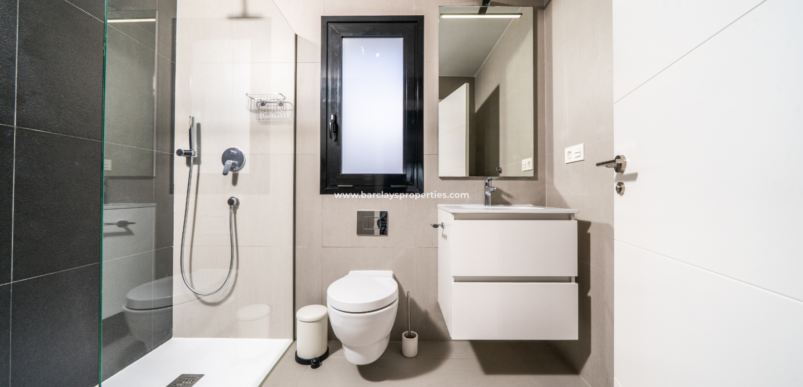 Revente - Maison Individuelle - Urb. La Marina