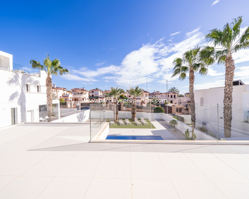 Revente - Maison Individuelle - Urb. La Marina