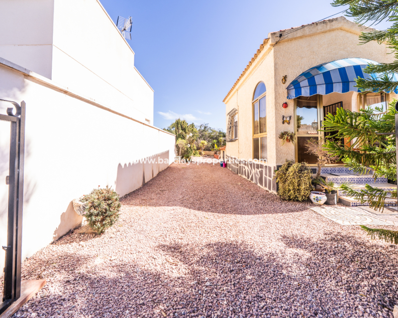 Revente - Maison Individuelle - Urb. La Marina