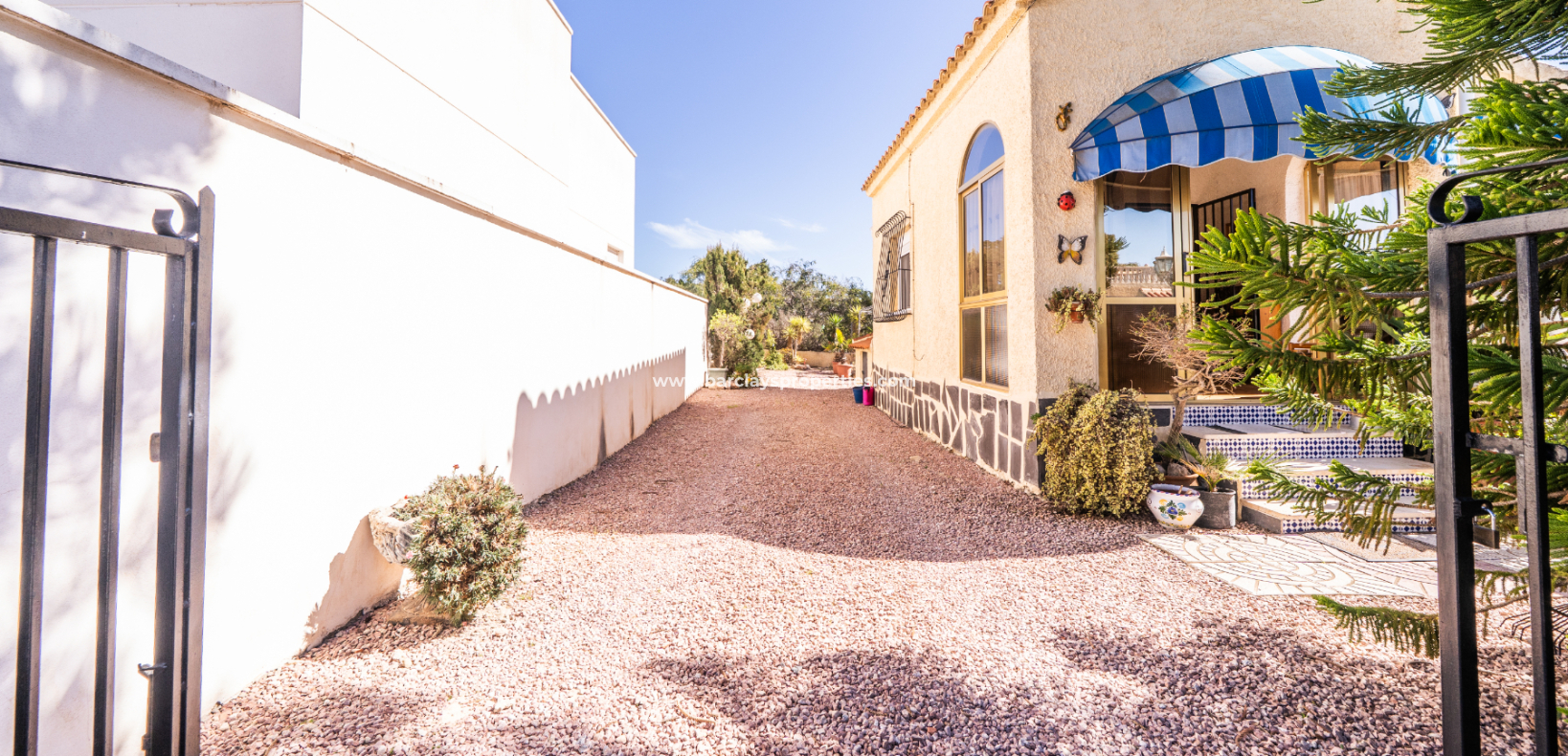 Revente - Maison Individuelle - Urb. La Marina