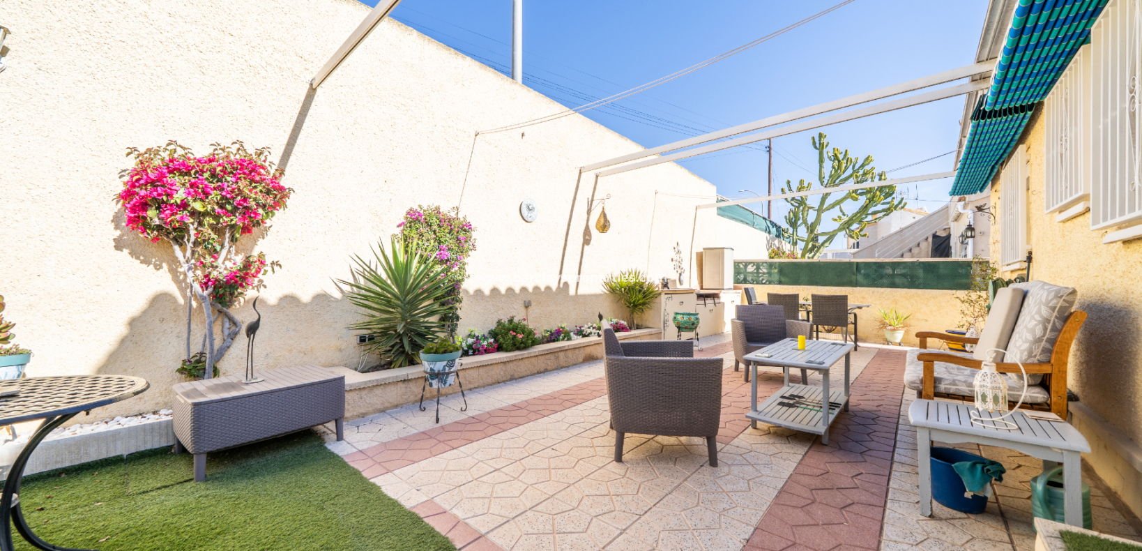 Revente - Maison Individuelle - Urb. La Marina