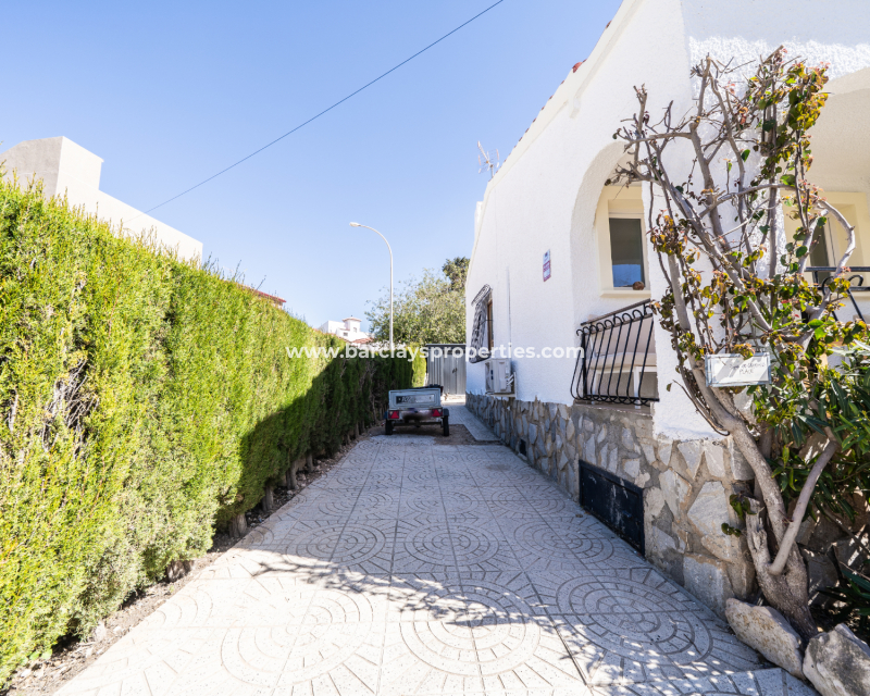 Revente - Maison Individuelle - Urb. La Marina