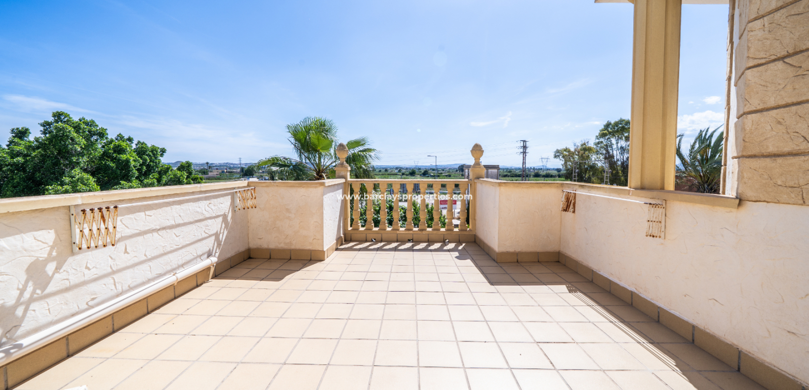 Revente - Maison Individuelle - Urb. La Marina