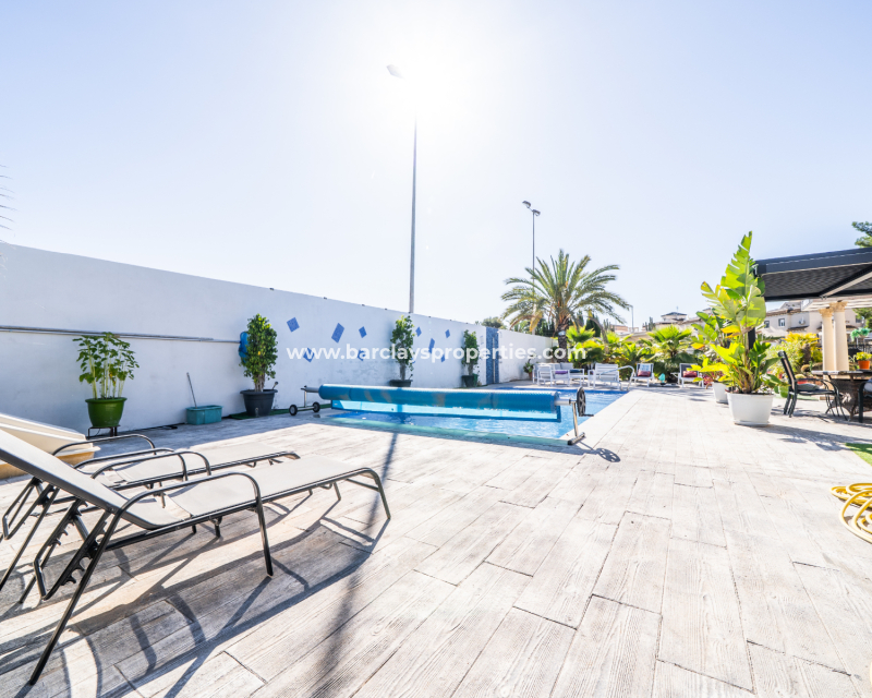 Revente - Maison Individuelle - Urb. La Marina