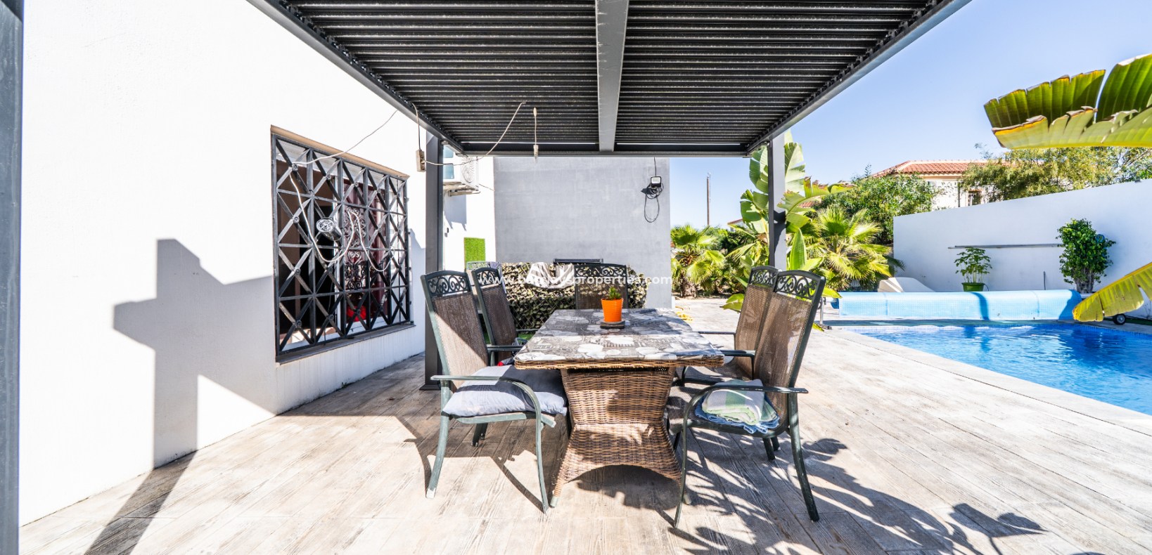 Revente - Maison Individuelle - Urb. La Marina
