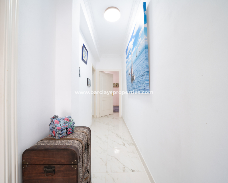 Revente - Maison Individuelle - Urb. La Marina