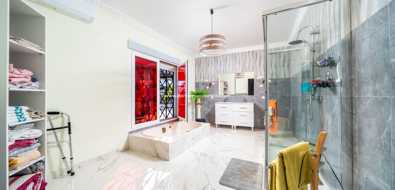 Revente - Maison Individuelle - Urb. La Marina