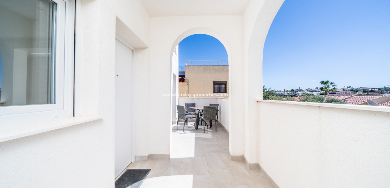 Revente - Maison Individuelle - Urb. La Marina