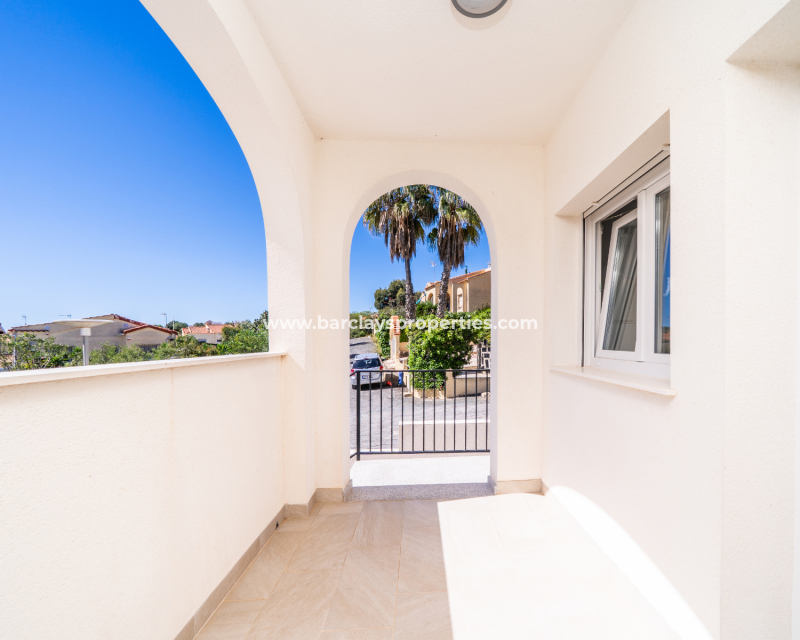 Revente - Maison Individuelle - Urb. La Marina