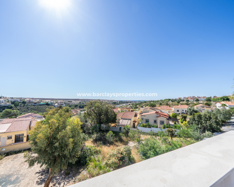 Revente - Maison Individuelle - Urb. La Marina