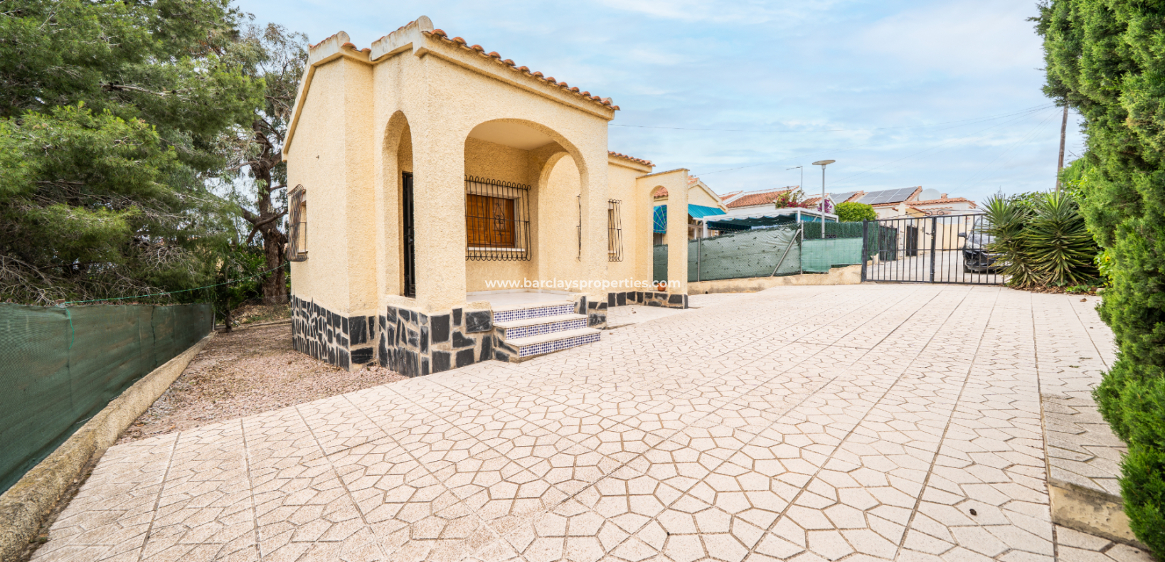 Revente - Maison Individuelle - Urb. La Marina