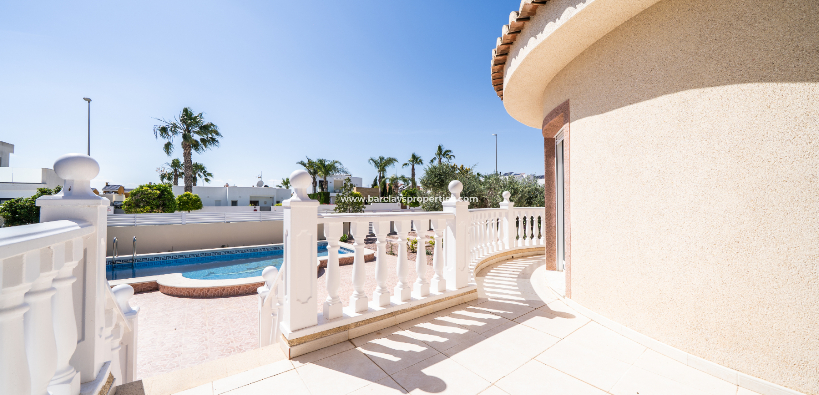 Revente - Maison Individuelle - Urb. La Marina
