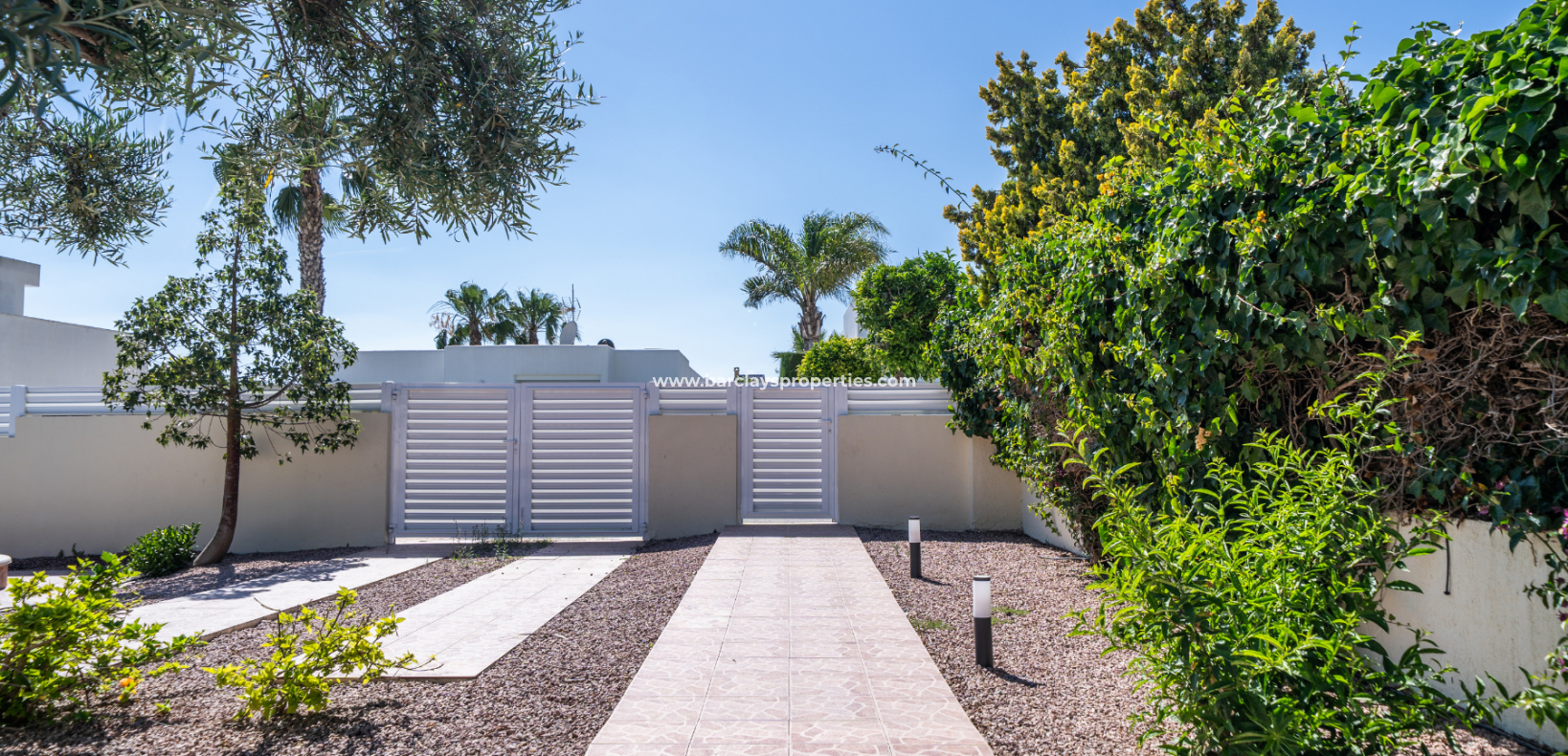 Revente - Maison Individuelle - Urb. La Marina