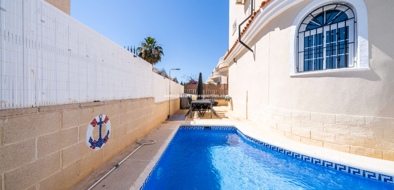 Revente - Maison Individuelle - Urb. La Marina