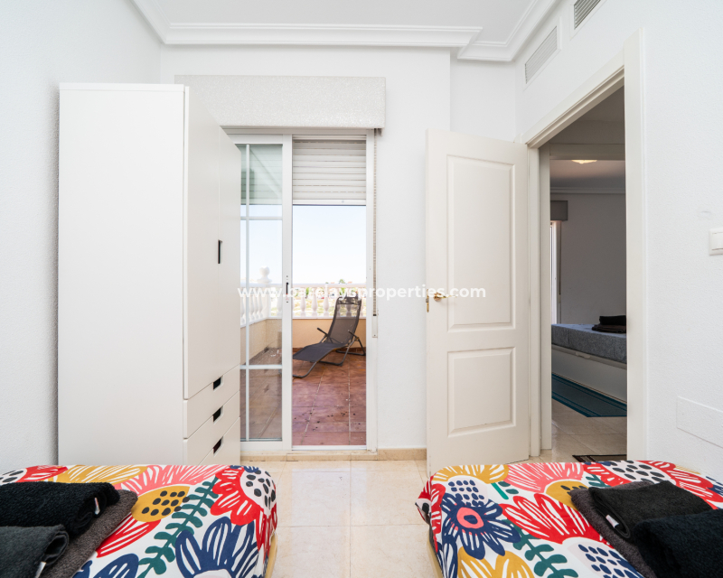 Revente - Maison Individuelle - Urb. La Marina