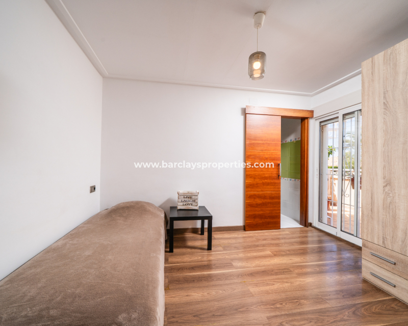 Revente - Maison Individuelle - Urb. La Marina