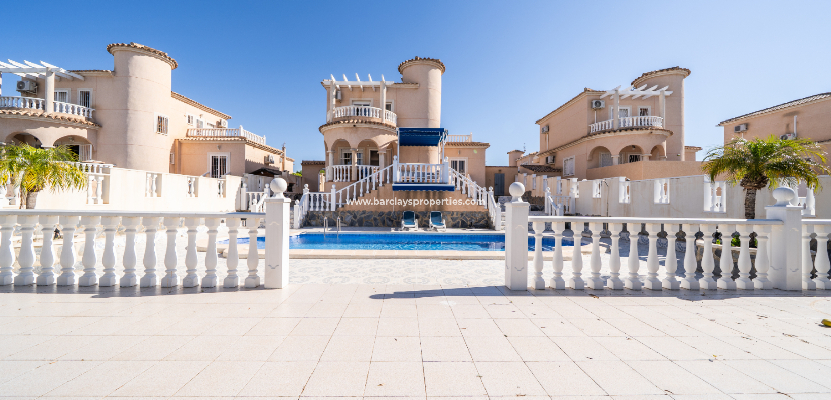 Revente - Maison Individuelle - Urb. La Marina