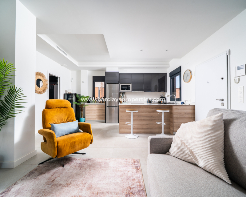 Revente - Maison Individuelle - Urb. La Marina