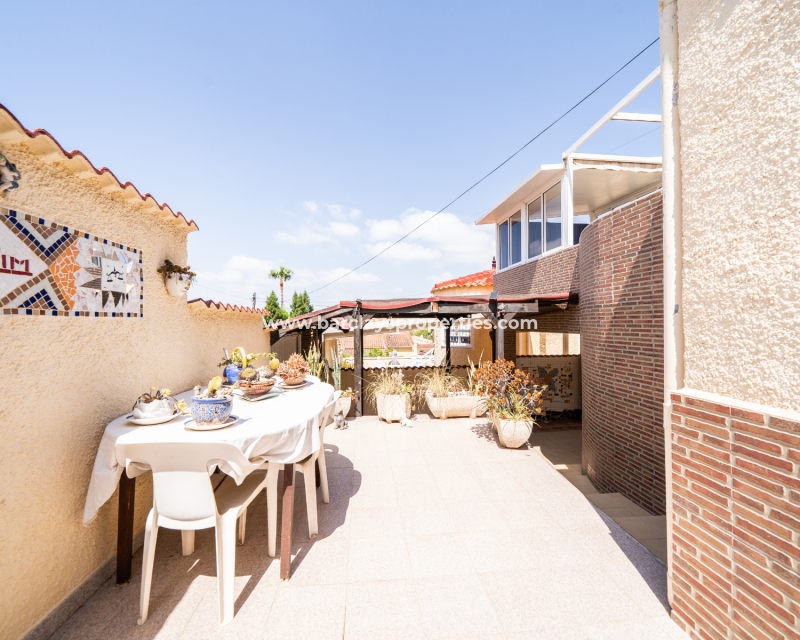Revente - Maison Individuelle - Urb. La Marina