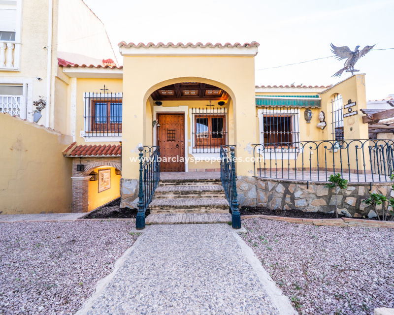 Revente - Maison Individuelle - Urb. La Marina