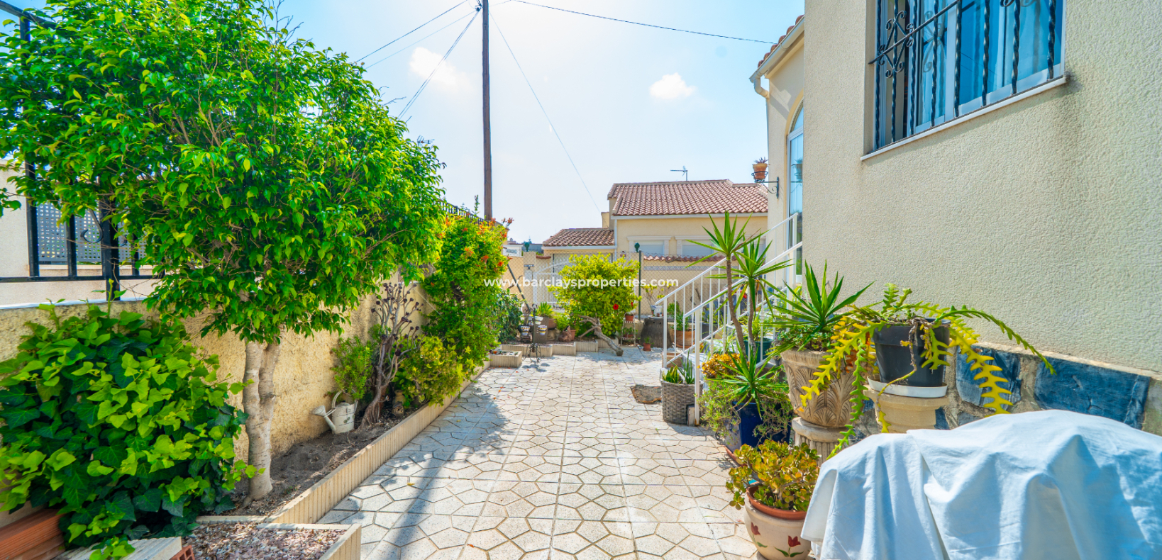 Revente - Maison Individuelle - Urb. La Marina