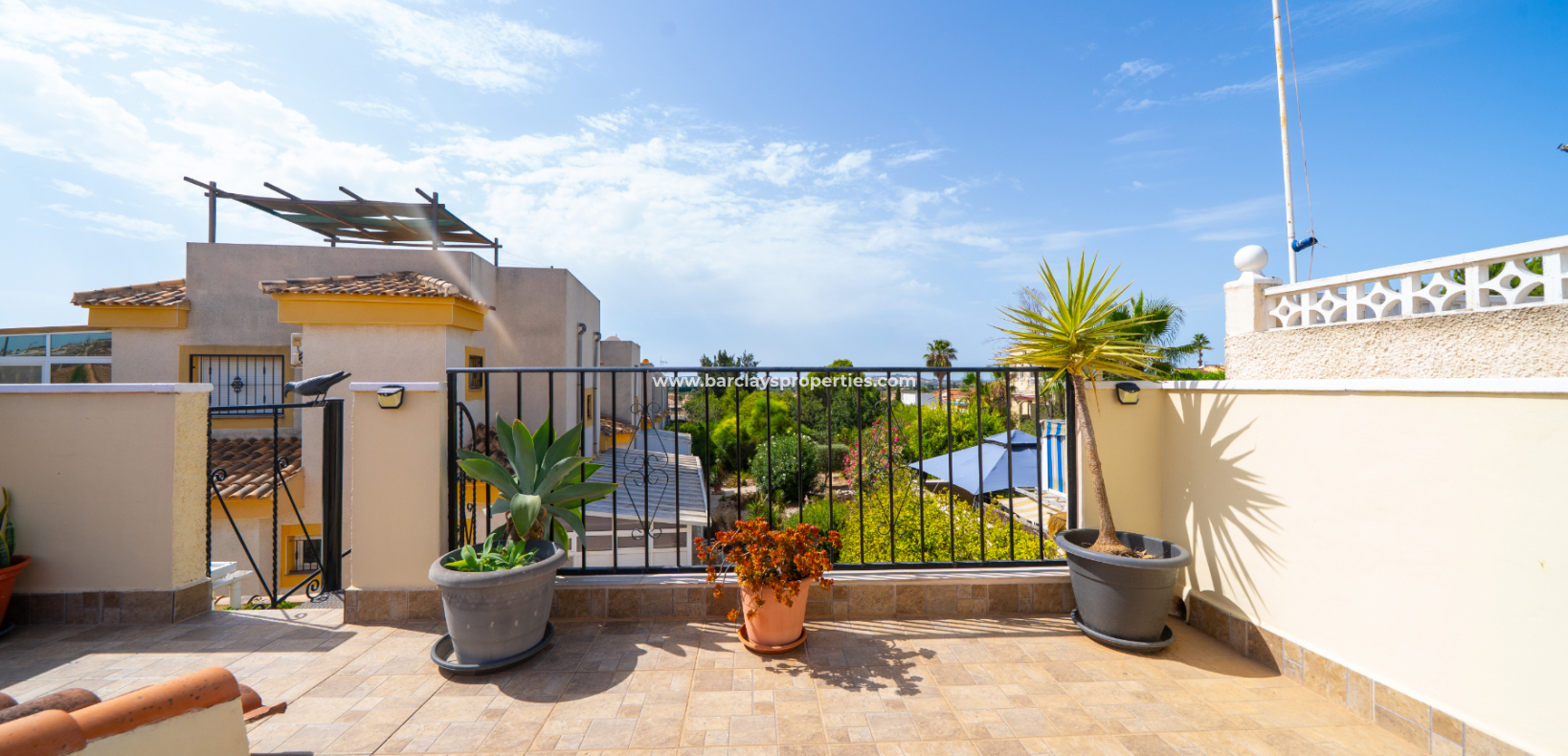 Revente - Maison Individuelle - Urb. La Marina