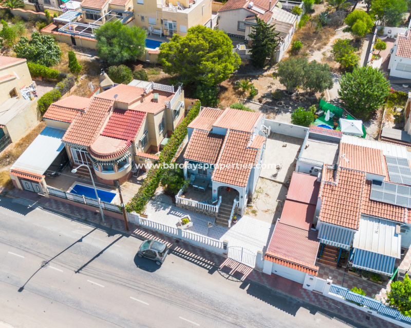 Revente - Maison Individuelle - Urb. La Marina