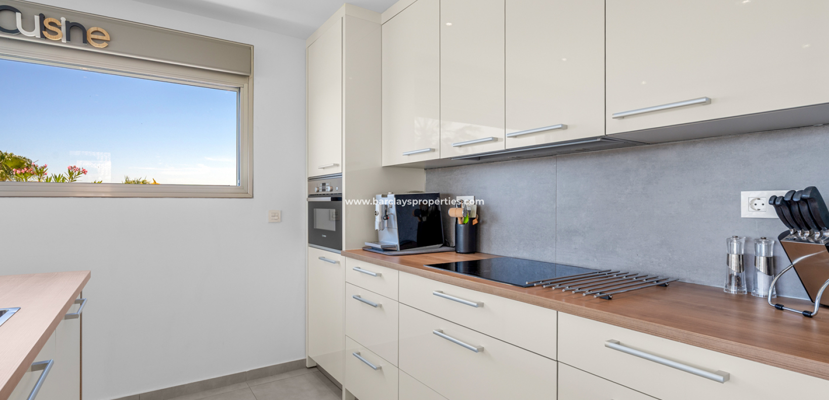 Revente - Maison Individuelle - Urb. La Marina