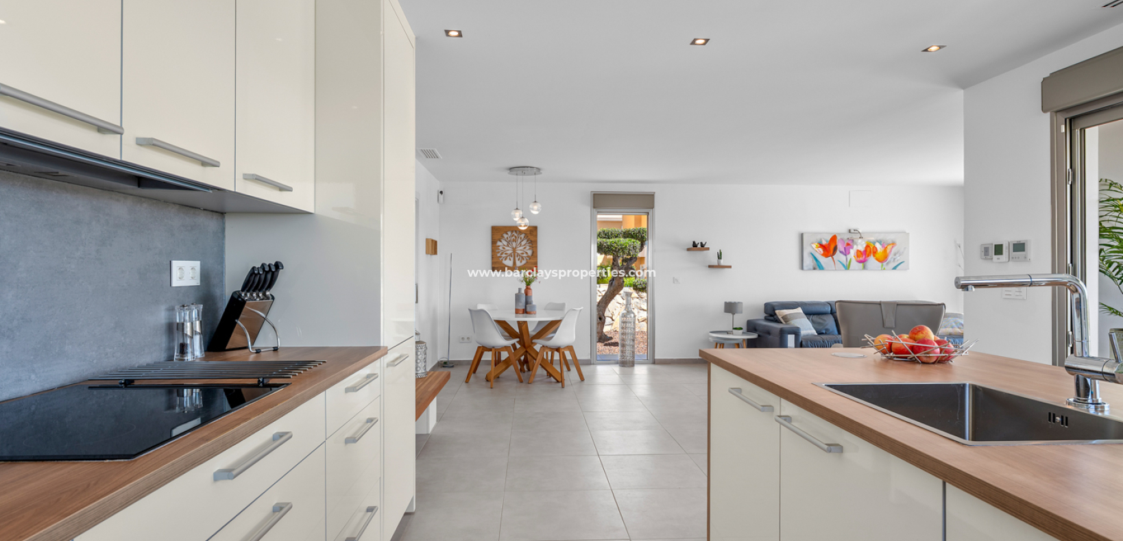 Revente - Maison Individuelle - Urb. La Marina