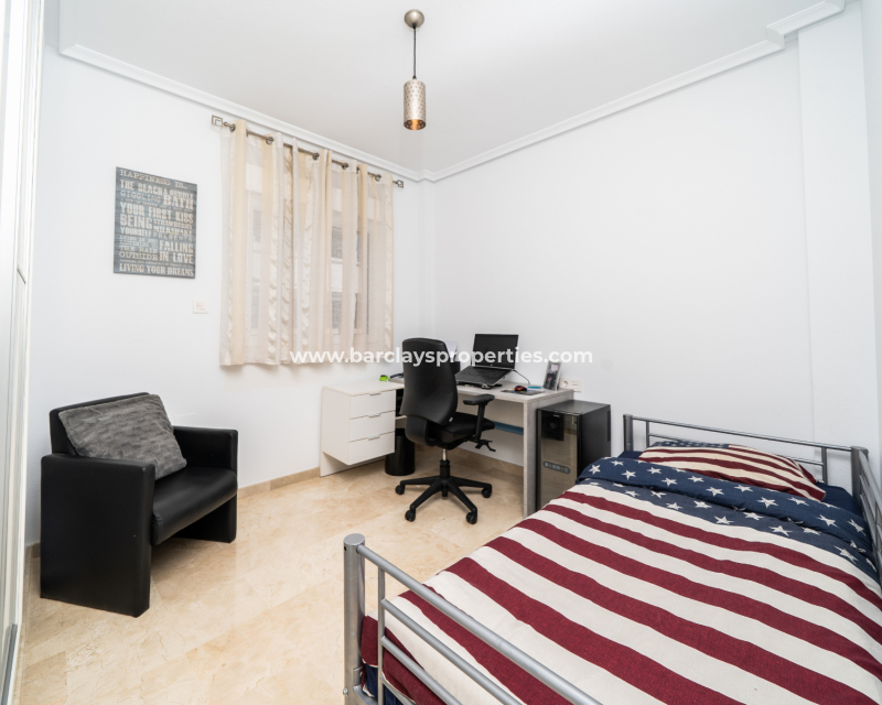 Revente - Maison Individuelle - Urb. La Marina