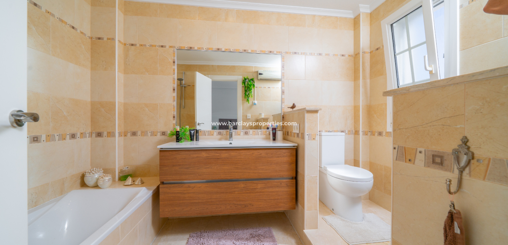 Revente - Maison Individuelle - Urb. La Marina