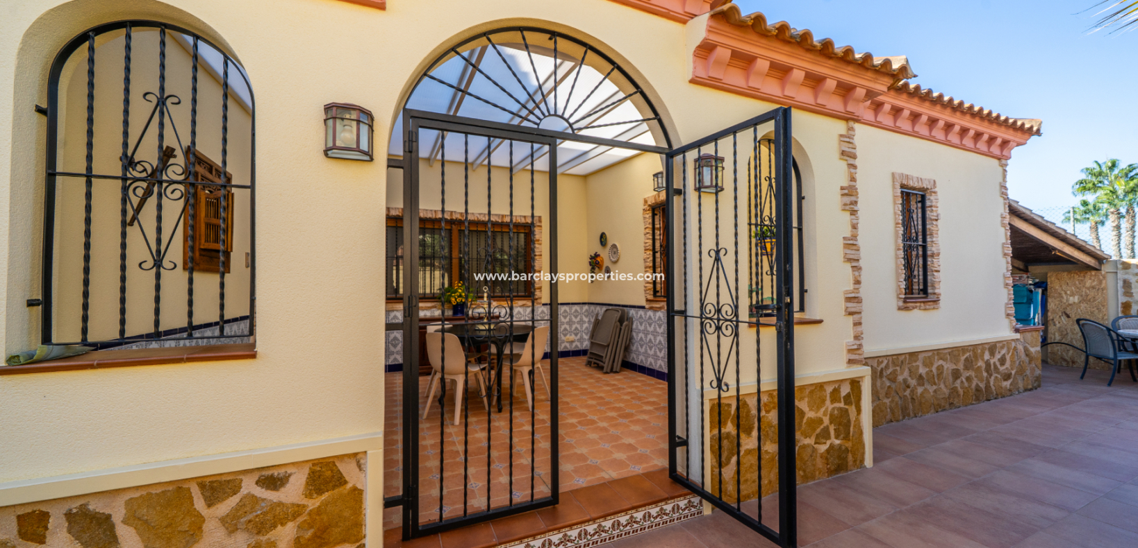 Revente - Maison Individuelle - Urb. La Marina