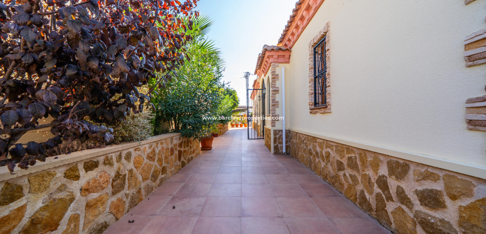 Revente - Maison Individuelle - Urb. La Marina