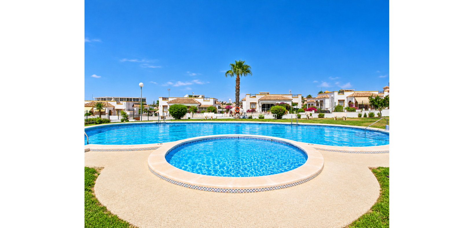 Revente - Quad - Urb. La Marina