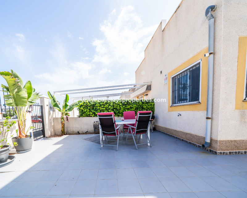 Revente -  Semi individuelle - Urb. La Marina