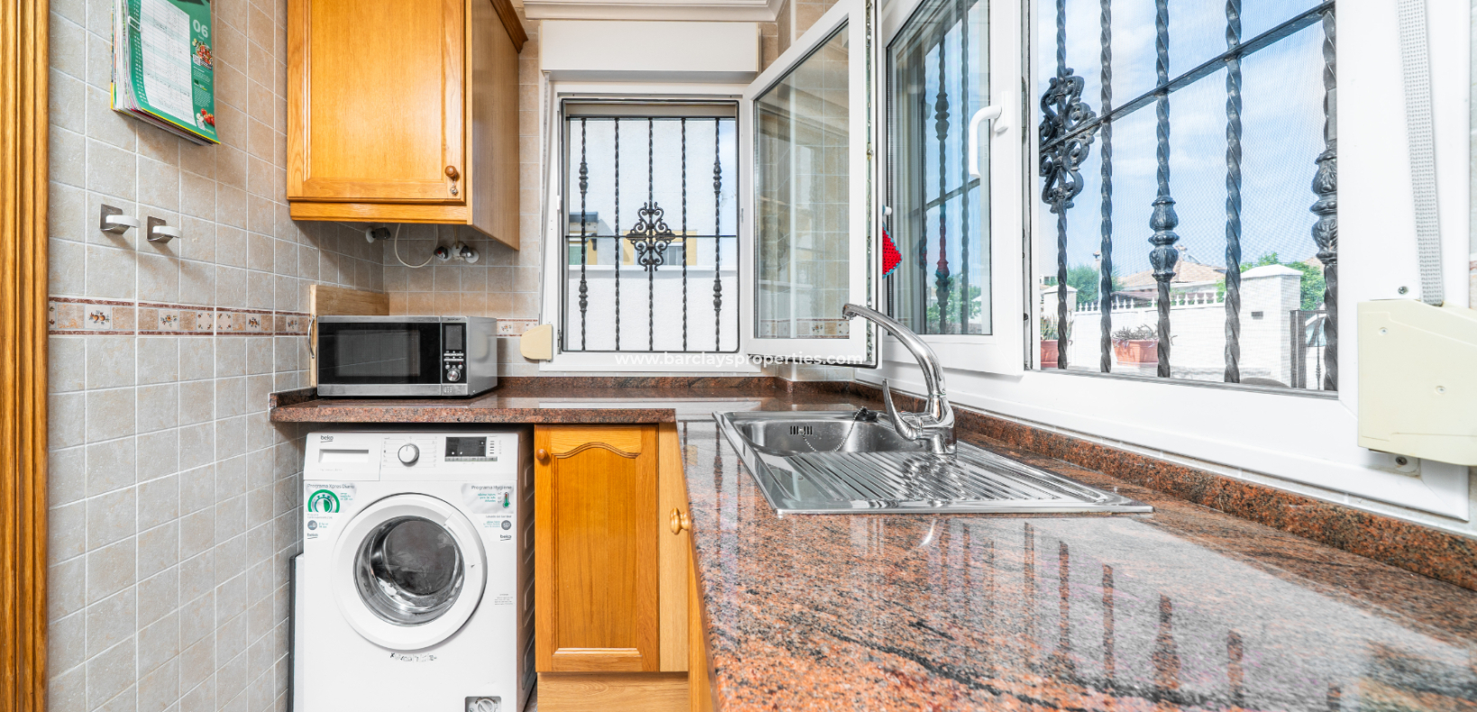 Revente -  Semi individuelle - Urb. La Marina